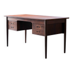 Bureau d'criture conu par arne vodder