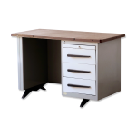 Bureau geomtrique de style industriel sansen