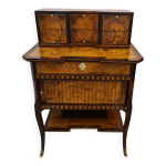 Bureau  gradin en marqueterie, aux fables de la fontaine, xixme