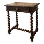 Bureau louis xiii en noyer xixe Bureau louis xiii en noyer xixe