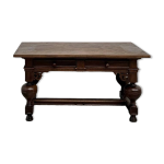 Bureau néo - renaissance en chêne massif, circa 1900 Bureau néo - renaissance en chêne massif, circa 1900