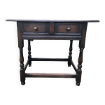 Bureau vintage en chne massif avec 1 tiroir de face  pieds tourns avec traverses.