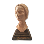 Buste en terre crue d'atelier buste visage de femme signe j. c. g.