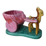 Cache pot, vase, petite jardini�re biche faon tirant une charette c�ramique vintage