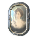 Cadre photo géant antique v argenté et bleu, peint à la main en noir et blanc, portrait antique d'une ... Cadre photo géant antique v argenté et bleu, peint à la main en noir et blanc, portrait antique d'une ...