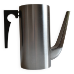 Cafetire cylinda par arne jacobsen pour stelton en 1967 design scandinave