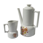 Cafeti�re et pot � lait