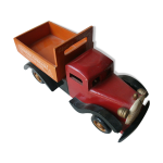 Camion en bois