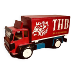 Camion en bois / madagascar / fait main Camion en bois / madagascar / fait main