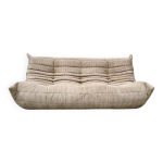 Canap� 3 places en velours c�tel� beige attribu� � michel ducaroy pour ligne roset, ann�es 1970.