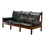 Canapé scandinave 3 places robuste en cuir noir lisse du milieu du siècle, années 1960 Canapé scandinave 3 places robuste en cuir noir lisse du milieu du siècle, années 1960