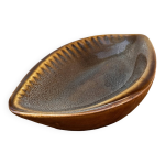 Cendrier en porcelaine en forme de feuille, conu par a. sadulski, mirostowice, annes 1970.