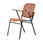 Chaise des années 1950 en métal noir et rotin tressé Chaise des années 1950 en métal noir et rotin tressé