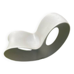 Chaise a bascule designer aron marque magis