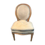 Chaise basse ou chauffeuse à dossier médaillon Chaise basse ou chauffeuse à dossier médaillon