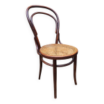 Chaise de bistrot brune 1904, bois courbé, chêne foncé Chaise de bistrot brune 1904, bois courbé, chêne foncé