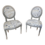 Chaises mdaillon