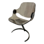 Chaise plexi acier attribu  euro steel