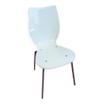 Chaise en plexiglas blanc