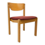 Chaise style scandinave chêne et bordeaux sans accoudoirs Chaise style scandinave chêne et bordeaux sans accoudoirs