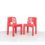Chaises universelles rouges joe colombo pour kartell, ann�es 1960