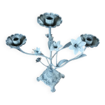 Chandelier ancien en fonte / m�tal et porcelaine