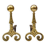 Chenets en bronze dor boule et motifs arrondies accessoire de chemine ancien