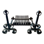 Chenet et porte bche pour chemine en fer forg