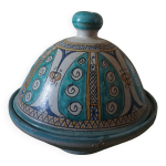 Chqala ou plat marocain avec son couvercle Chqala ou plat marocain avec son couvercle