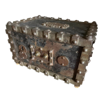 Coffre fort bauche 1865 incombustible napoléon 3 avec clé Coffre fort bauche 1865 incombustible napoléon 3 avec clé