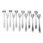Coffret de 12 fourchettes à huitres métal argenté sfam modèle lancel Coffret de 12 fourchettes à huitres métal argenté sfam modèle lancel