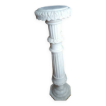 Colonne sellette en marbre blanc cannel  motifs floraux.