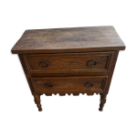 Commode ancienne en chne massif