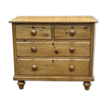 Commode anglaise de la fin xixme en sapin