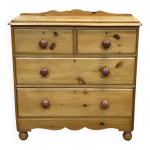 Commode anglaise en sapin de la fin du xixème, 4 tiroirs Commode anglaise en sapin de la fin du xixème, 4 tiroirs