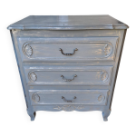 Commode en bois massif peinte gris et patiné argent 1940 à 3 tiroirs Commode en bois massif peinte gris et patiné argent 1940 à 3 tiroirs