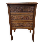 Commode chiffonnier en bois sculpté Commode chiffonnier en bois sculpté