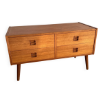 Commode danoise en teck du milieu du si�cle, placage en teck brun chaud sur bois, commode basse compacte ...