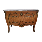 Commode galbe en loupe d'orme et bronze