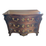 Commode lyonnaise galb�e en noyer massif, 18�me si�cle, louis xv
