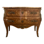 Commode en marquetterie de style louios xvi