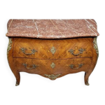 Commode sauteuse galbe style louis xv en marqueterie vers 1880