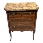 Commode sauteuse de style louis xvi avec plateau en marbre rose