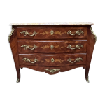 Commode de style louis xv