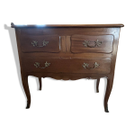 Commode style louis xv en bois massif, xixe Commode style louis xv en bois massif, xixe