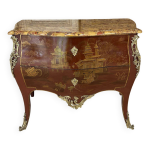 Commode de style louis xv en laque rouge �poque 1900