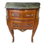 Commode de style louis xv avec marbre vert de mer