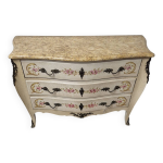 Commode style louis xv peinte à fleurs fabrication italienne Commode style louis xv peinte à fleurs fabrication italienne