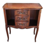 Commode style louis xvi