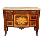 Commode de style louis xvi
